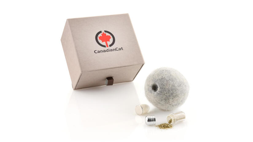 Gefilzter Wollball mit integriertem Duftfach